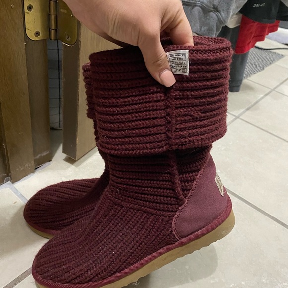 UGGS💕 - Picture 4 of 5